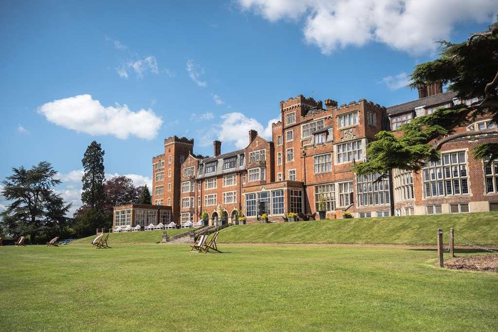 Hotel Birch Selsdon 4*